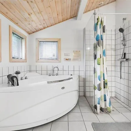 13392-hojby-herlufholmsvej-13 Hébergement de vacances Højby